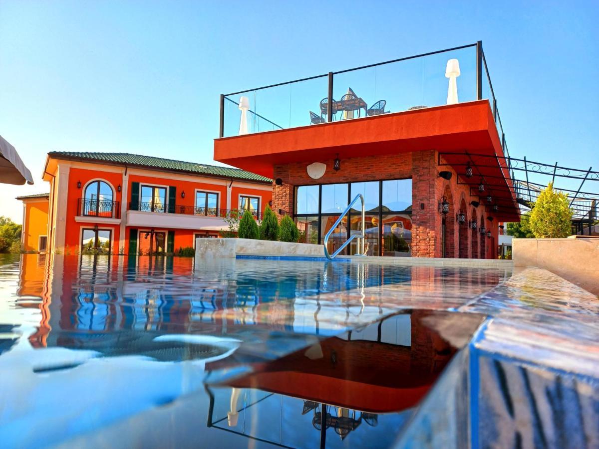 Villas For 4 Or 6 Adults In Therma Village Kranevo Exterior foto