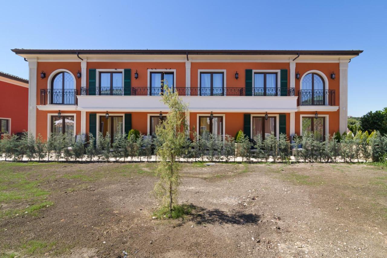 Villas For 4 Or 6 Adults In Therma Village Kranevo Exterior foto